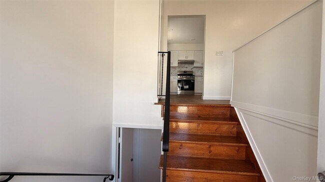 Building Photo - 540 Oak St