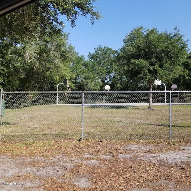 Building Photo - 4651 Ken Knight Dr N