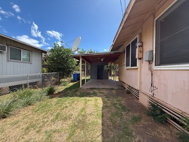 Building Photo - Single level 3 bedroom/1.5 Bath