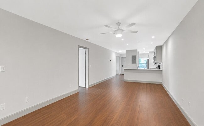 Building Photo - 1140 Mahogany Way