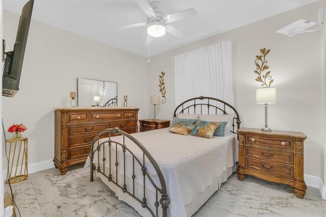 Building Photo - 4112 NW 58th Dr