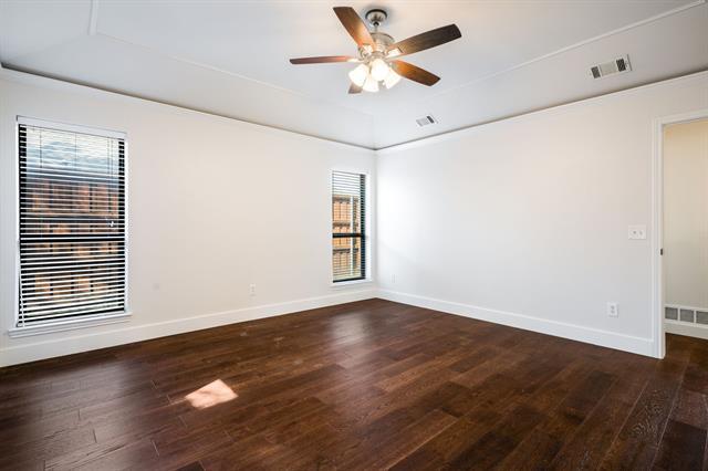 Building Photo - 1824 Huron Trail