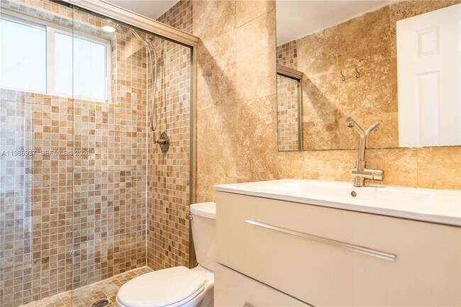 Building Photo - 1150 Euclid Ave