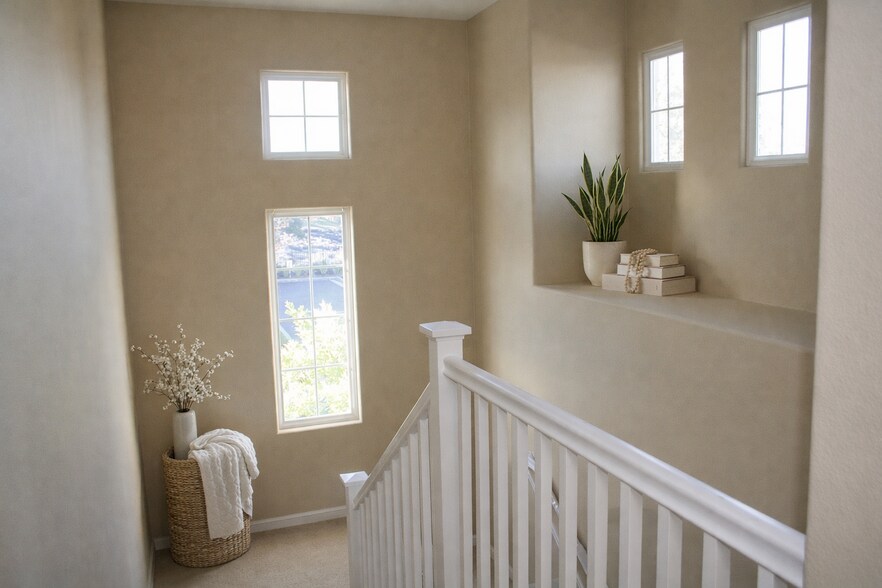 Building Photo - 27014 Carmelita Dr