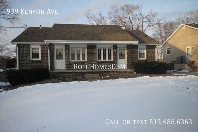 Building Photo - 939 Kenyon Ave