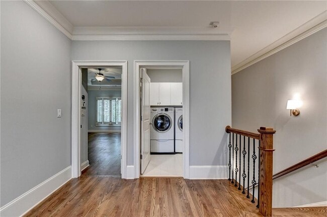 Building Photo - 350 Mystic Ridge Ln