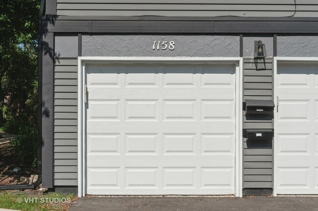 Building Photo - 1158 Inverrary Ln