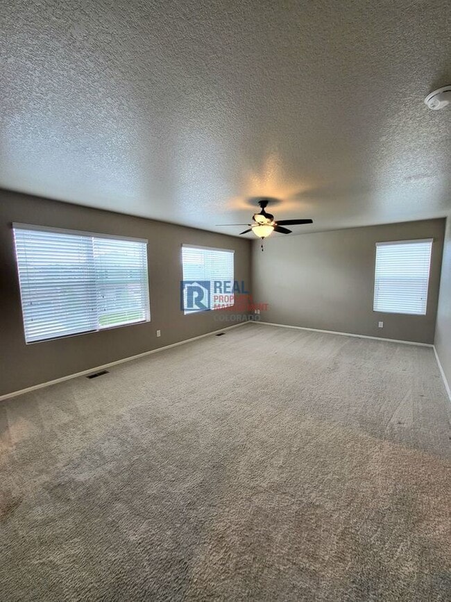 Building Photo - 6075 Sun Mesa Cir
