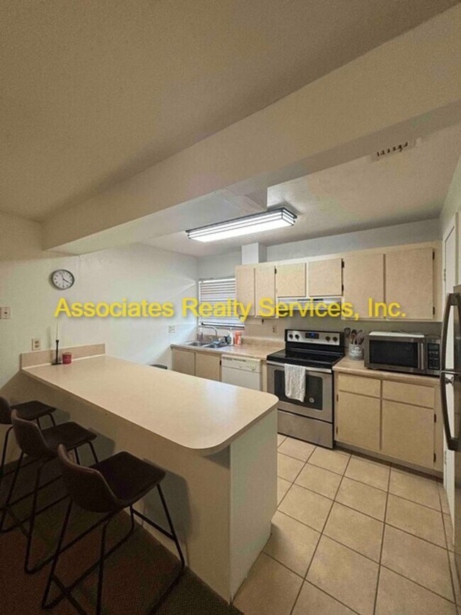 Building Photo - LOOK!!! 2 bedroom in Brandywine with Balco...