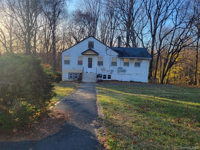 Primary Photo - 3479 Lexington Ave