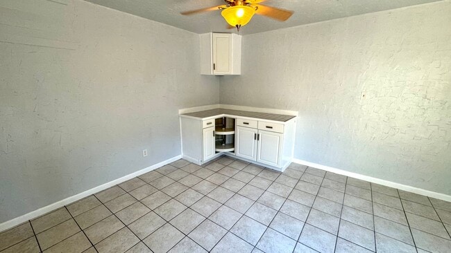 Building Photo - Timeless Two-Story Home with Modern Comfor...