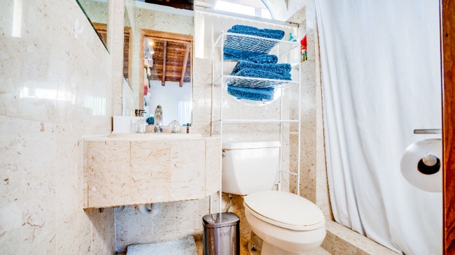 Building Photo - 33 SW 18th Terrace