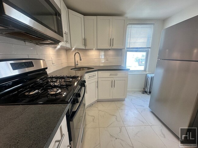 Primary Photo - 3Bed/ 2Bath Jamaica, NY (Basement Included)