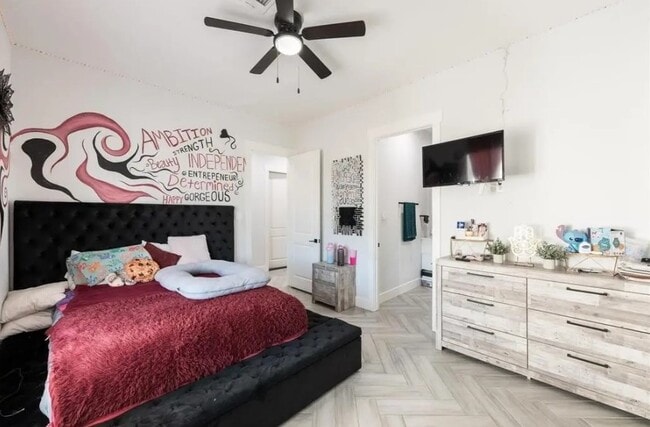 Building Photo - 13 Rd 660