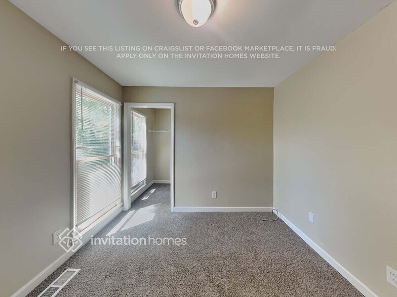 Building Photo - 11347 Mendora Dr
