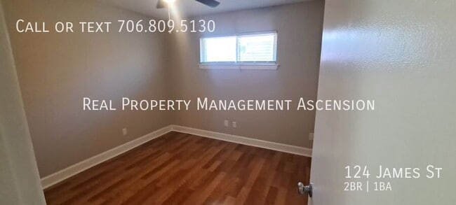 Building Photo - 124 James St