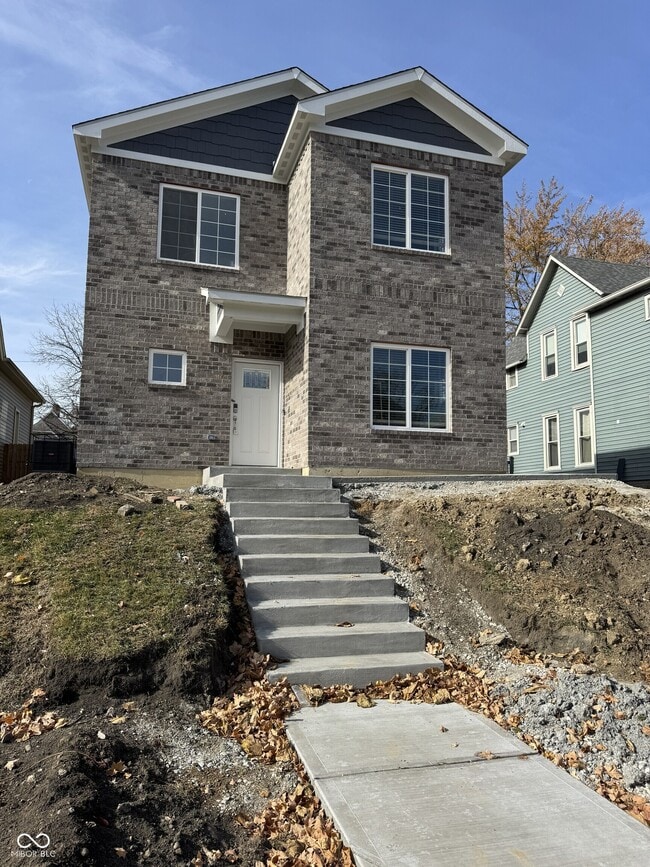 Building Photo - 226 N Randolph St