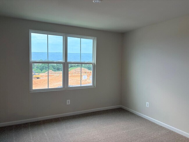 Building Photo - 761 Hisey Ave