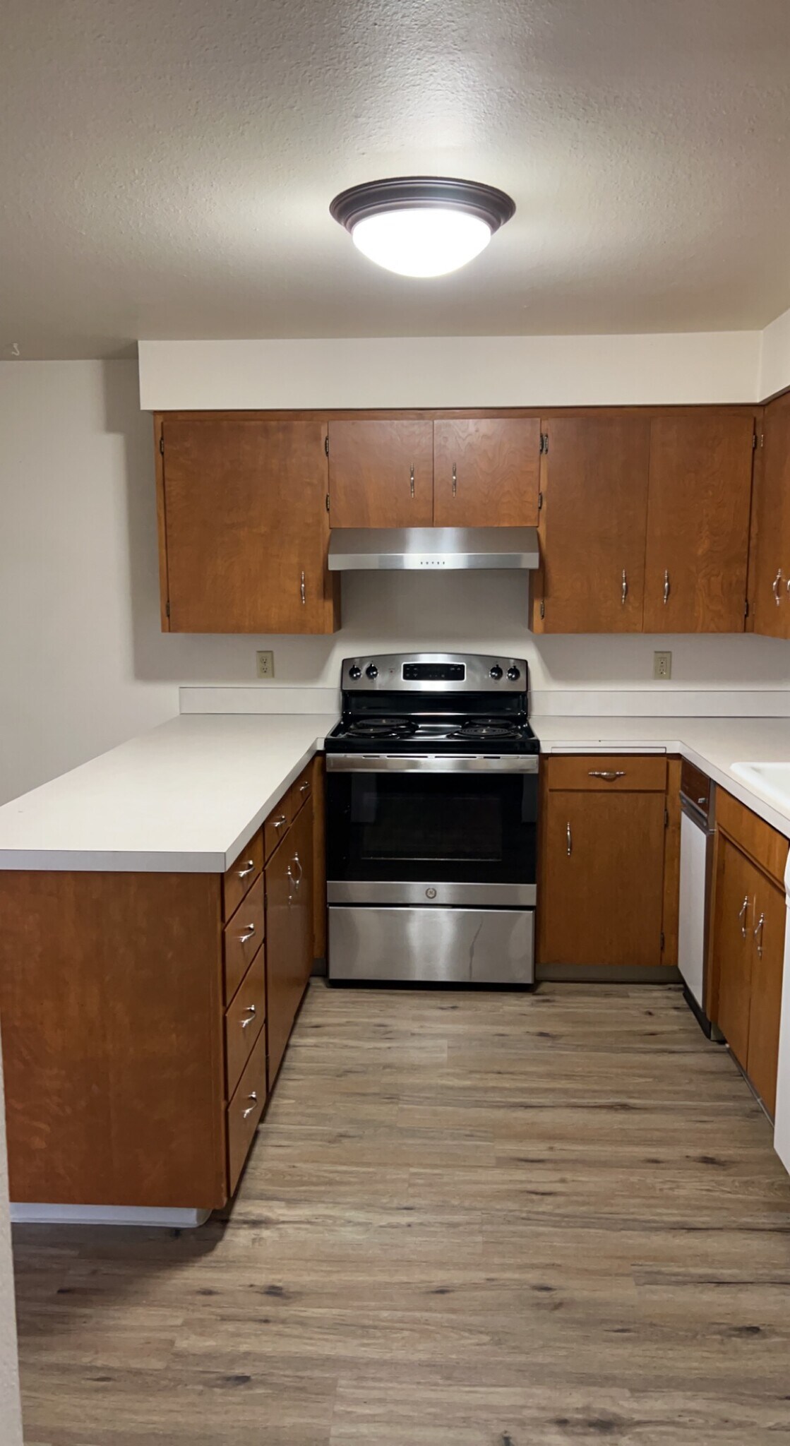 Building Photo - 107 La Villa Dr