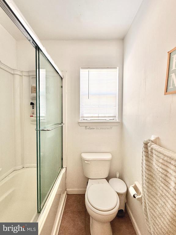 Building Photo - 354 Briar Dr