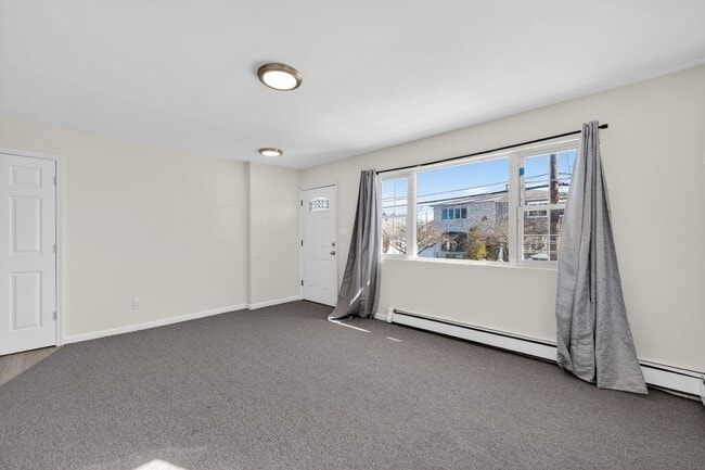 Building Photo - 147-20 226th St