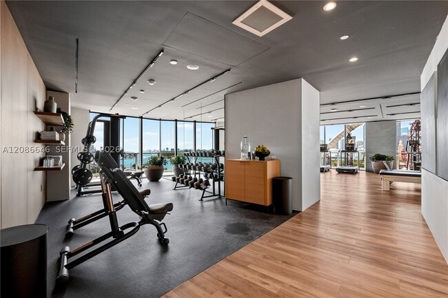 Building Photo - 1400 Biscayne Blvd