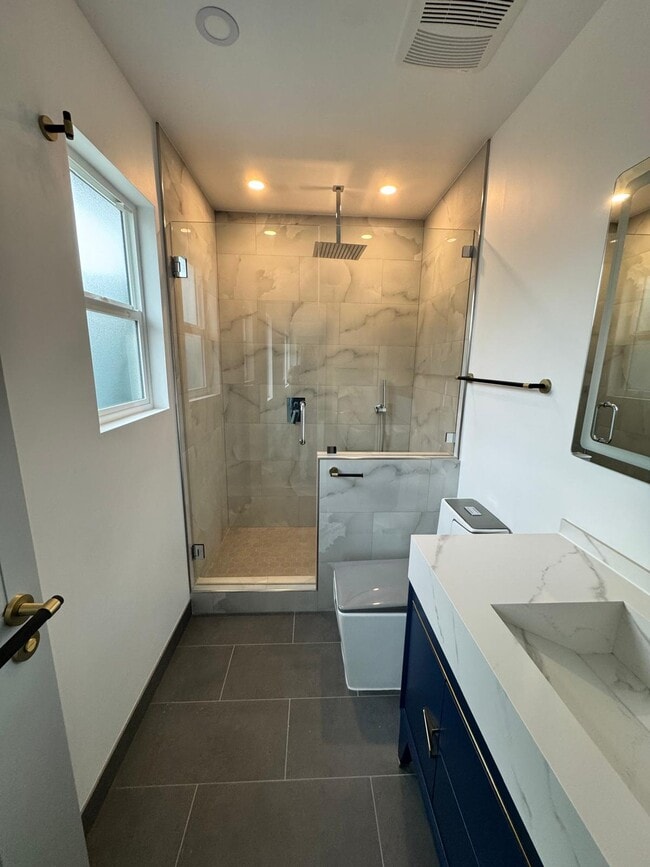 Building Photo - 17807 San Fernando Mission Blvd