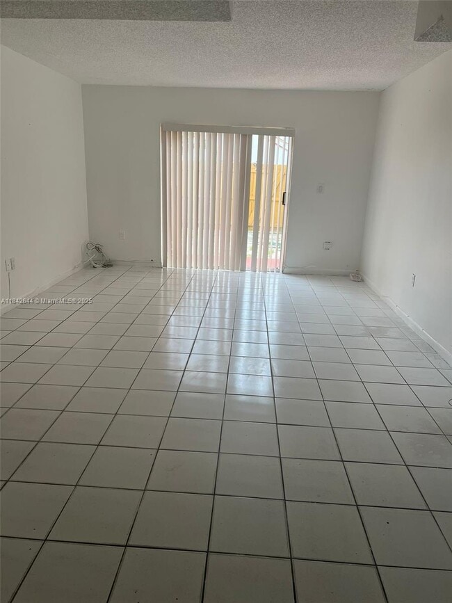 Building Photo - 15022 SW 80th Terrace