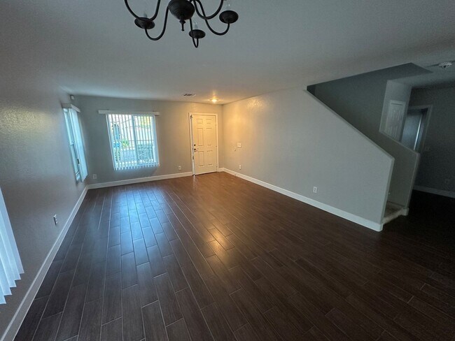 Building Photo - 11588 W Aruba Beach Ave
