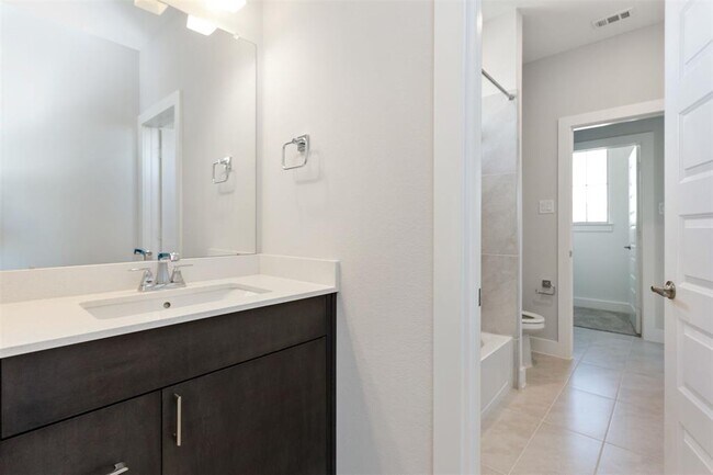 Building Photo - 21311 Blue Wood Aster Ct