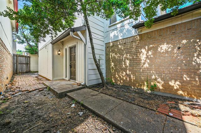 Building Photo - 2904 Nova Dr