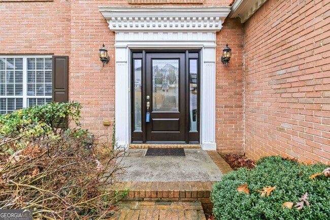 Building Photo - 825 Somerset Vale Dr