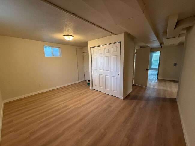 Building Photo - Remodelled Home on Dry Canyon