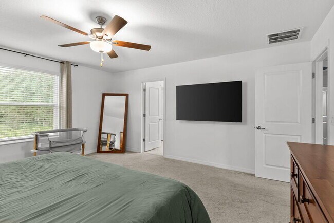 Building Photo - 1742 Red Loop