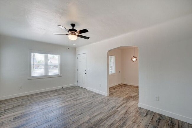 Building Photo - READY TO VIEW NOW! Beautiful Remodeled Home in the Coronado District Area