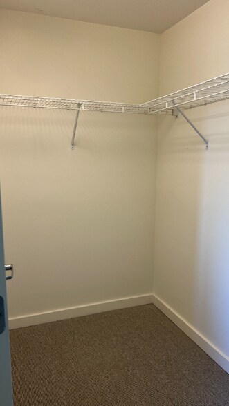 Building Photo - 5008 S MacDill Ave