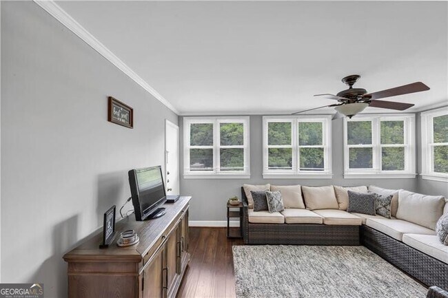 Building Photo - 49 La Rue Pl NW