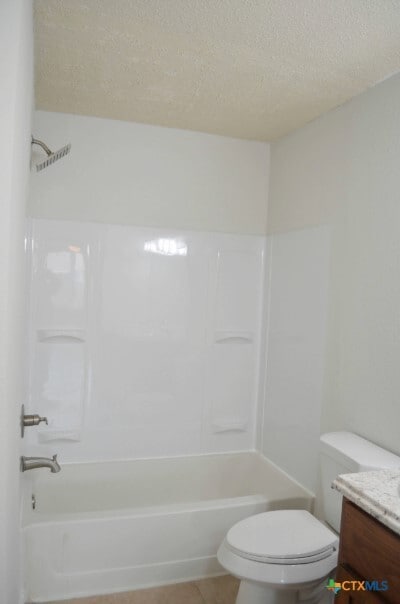 Building Photo - 2505 Hemlock Dr