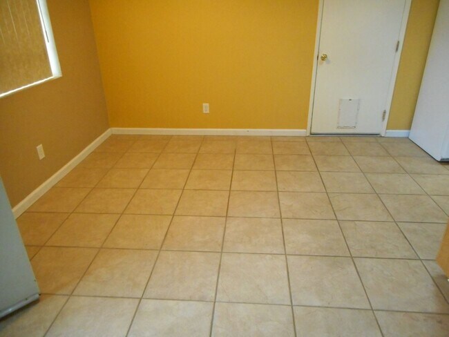 Building Photo - 3BR/2Bath home on Pearl Circle in Susanville