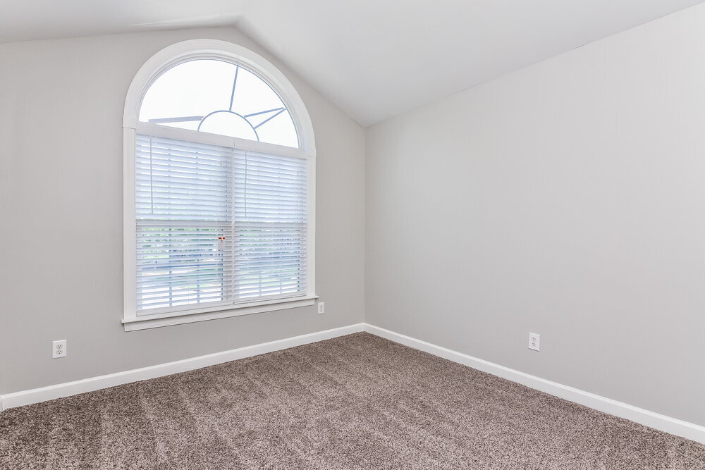 Building Photo - 909 Lotus Ln