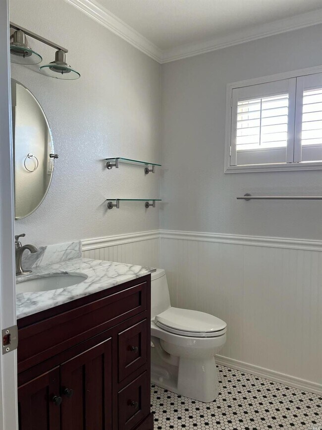 Building Photo - 1521 Genesis Ct