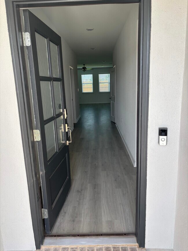 Building Photo - 1224 Purple Martin Dr