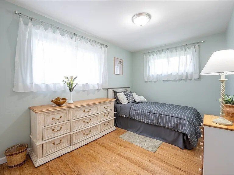 Building Photo - 4974 PA-982