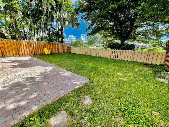 Building Photo - 10223 SW 156th Ave