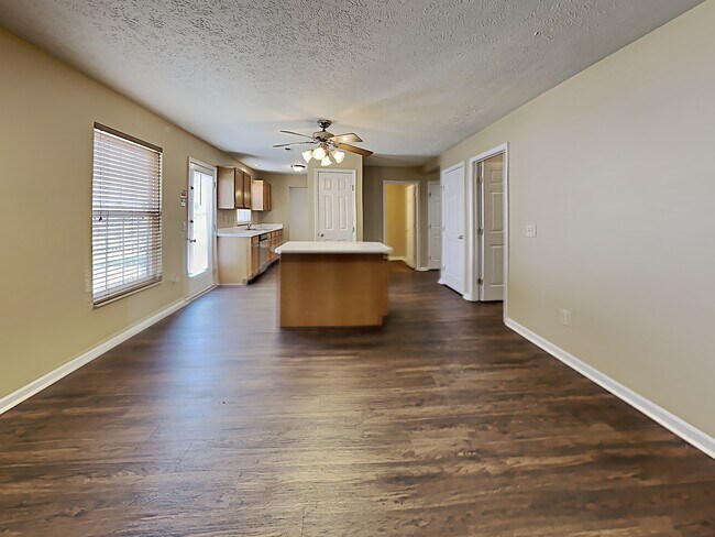 Building Photo - 6952 Antelope Boulevard