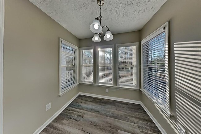 Building Photo - 4440 Coventry Ct