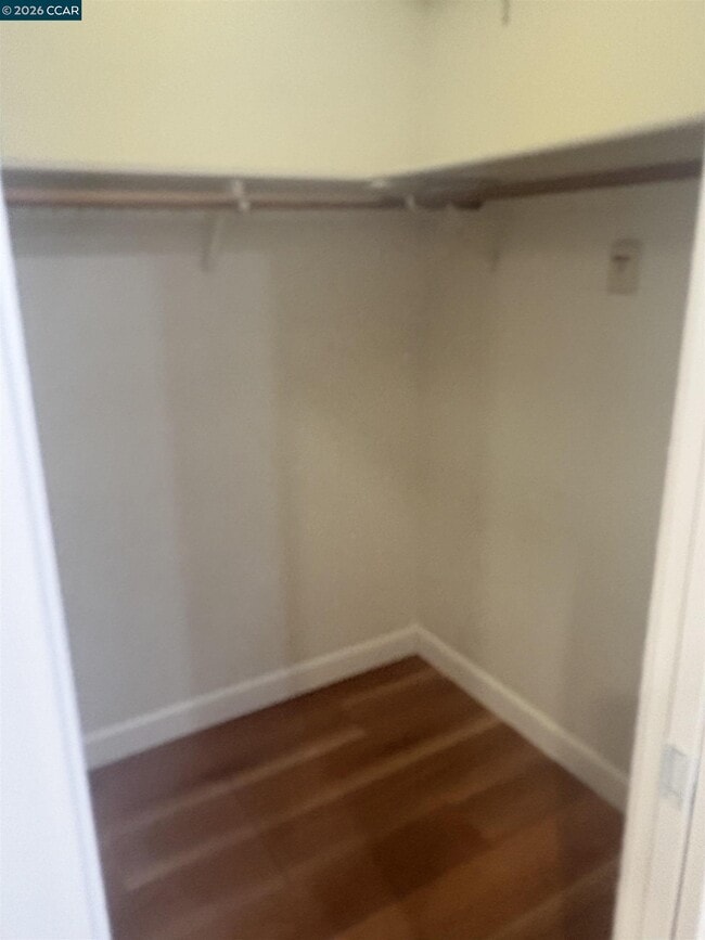 Building Photo - 1394 Sussex Way