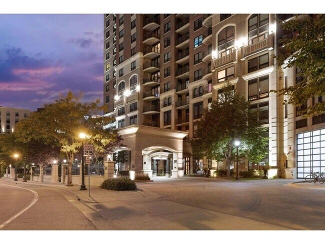 Building Photo - 500 E Grant St