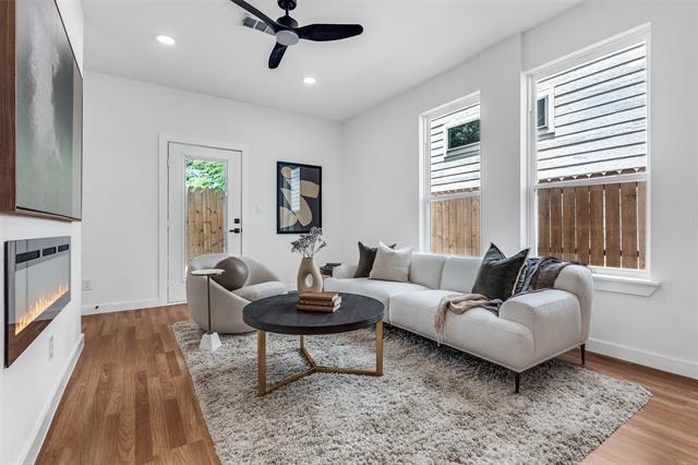 Building Photo - 2321 Budd St