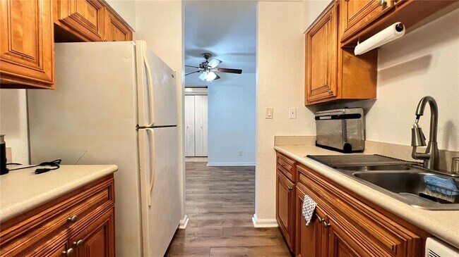 Building Photo - 13289 Arbor Pointe Cir